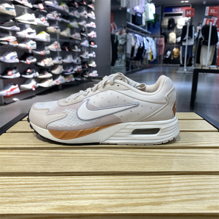 耐克女鞋2023秋季运动休闲训练透气缓震舒适气垫跑步鞋FN0784-103