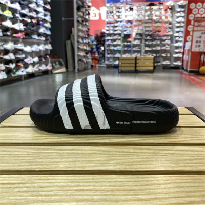 阿迪达斯防滑沙滩鞋一字拖凉拖鞋