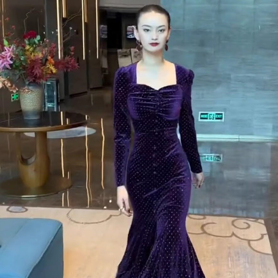 丝绒法式印花显瘦包臀鱼尾裙