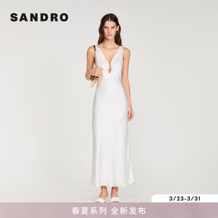 简约白色金属扣V领收腰A字长款 SANDRO2026春季 法式 女装 连衣裙 新款