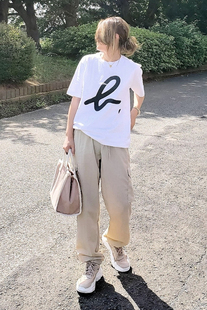 法日系小众大B印花简约t恤女短袖纯棉基础款夏季圆领休闲通勤上衣