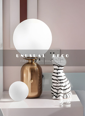 儿童房间女孩饰品软装床头