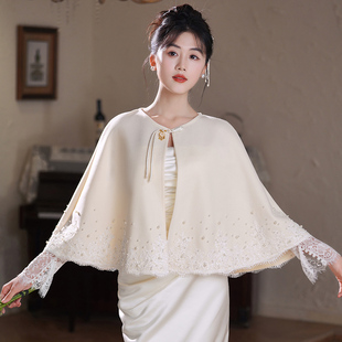 新娘披肩结婚礼服披肩女春秋冬季保暖斗篷披风外搭毛披肩