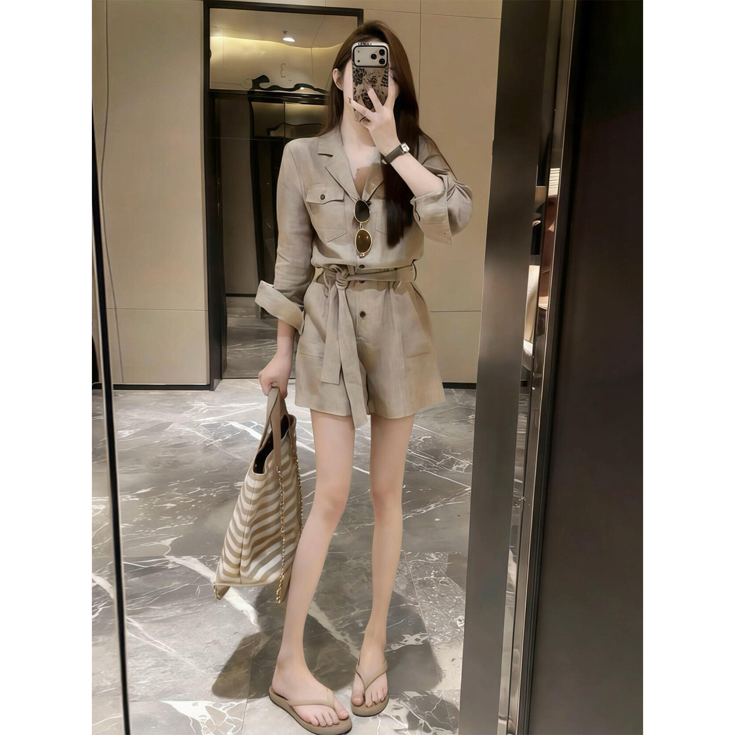 老钱风卡其色工装收腰连体短裤女夏法式慵懒感淡人高知穿搭连体衣