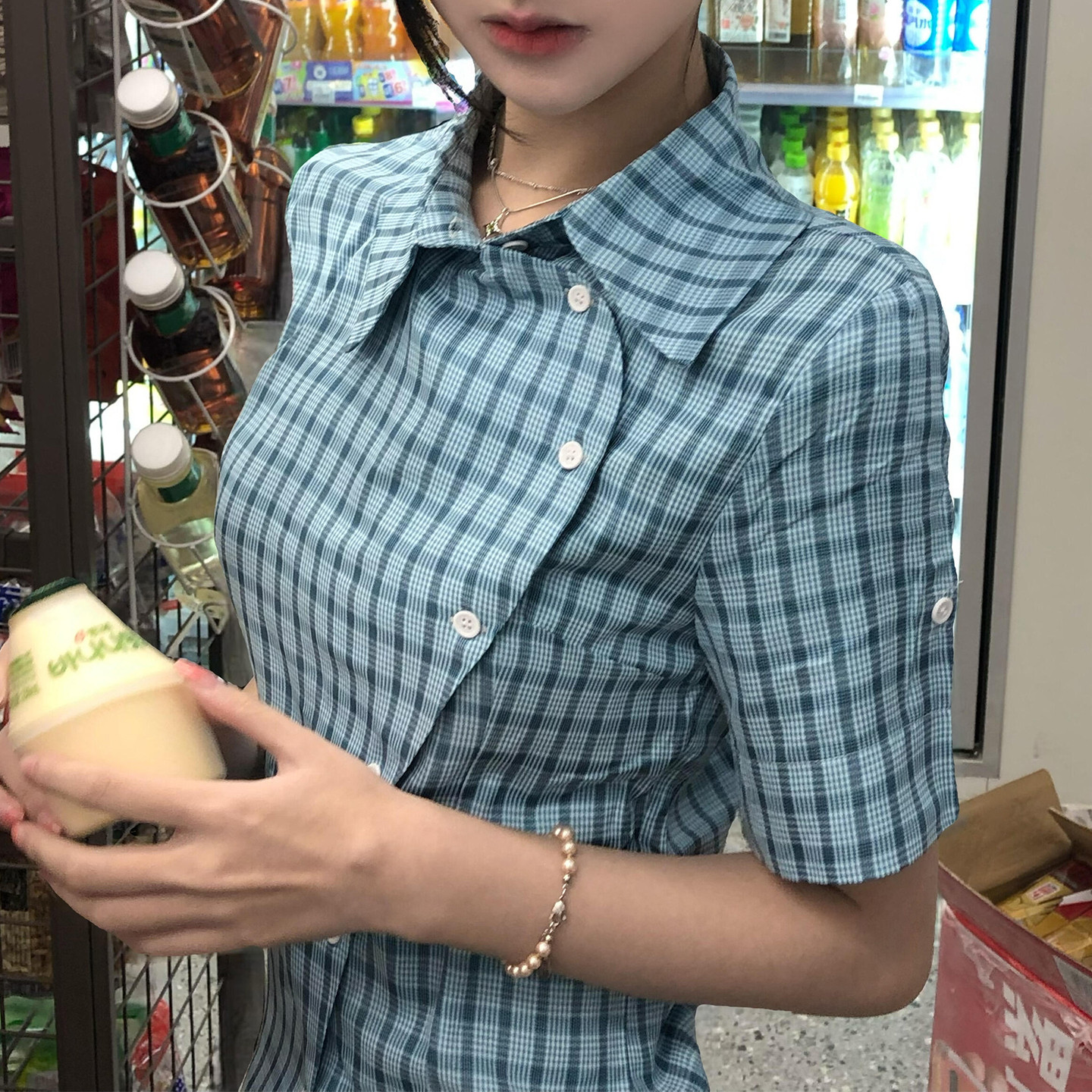 美式蓝色格子短袖衬衫女款2026新款显瘦收腰衬衣小众设计春季上衣
