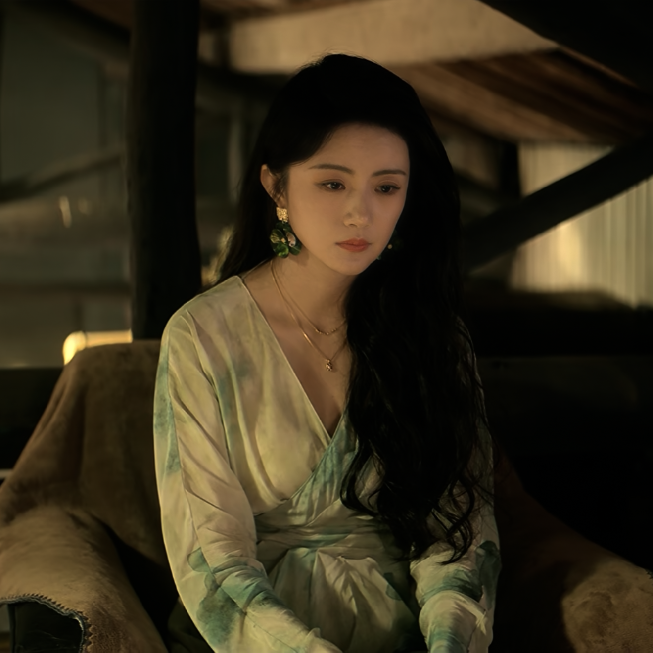 乌蒙深处迪丽热巴雀茶赵昕同款法式别致漂亮连衣裙+开衫两件套女