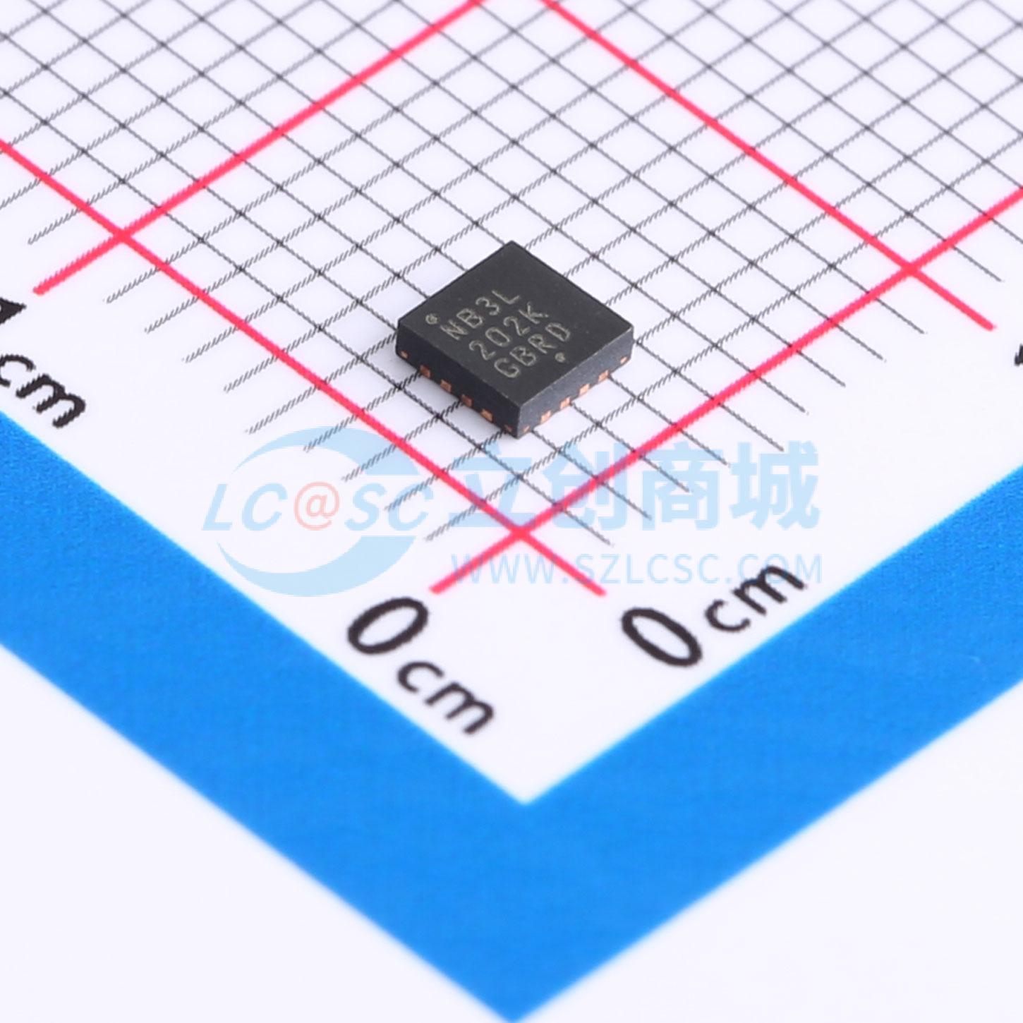 NB3L202KMNTXG QFN-16-EP(3x3) 时钟缓冲器/驱动器/分配器 onsemi