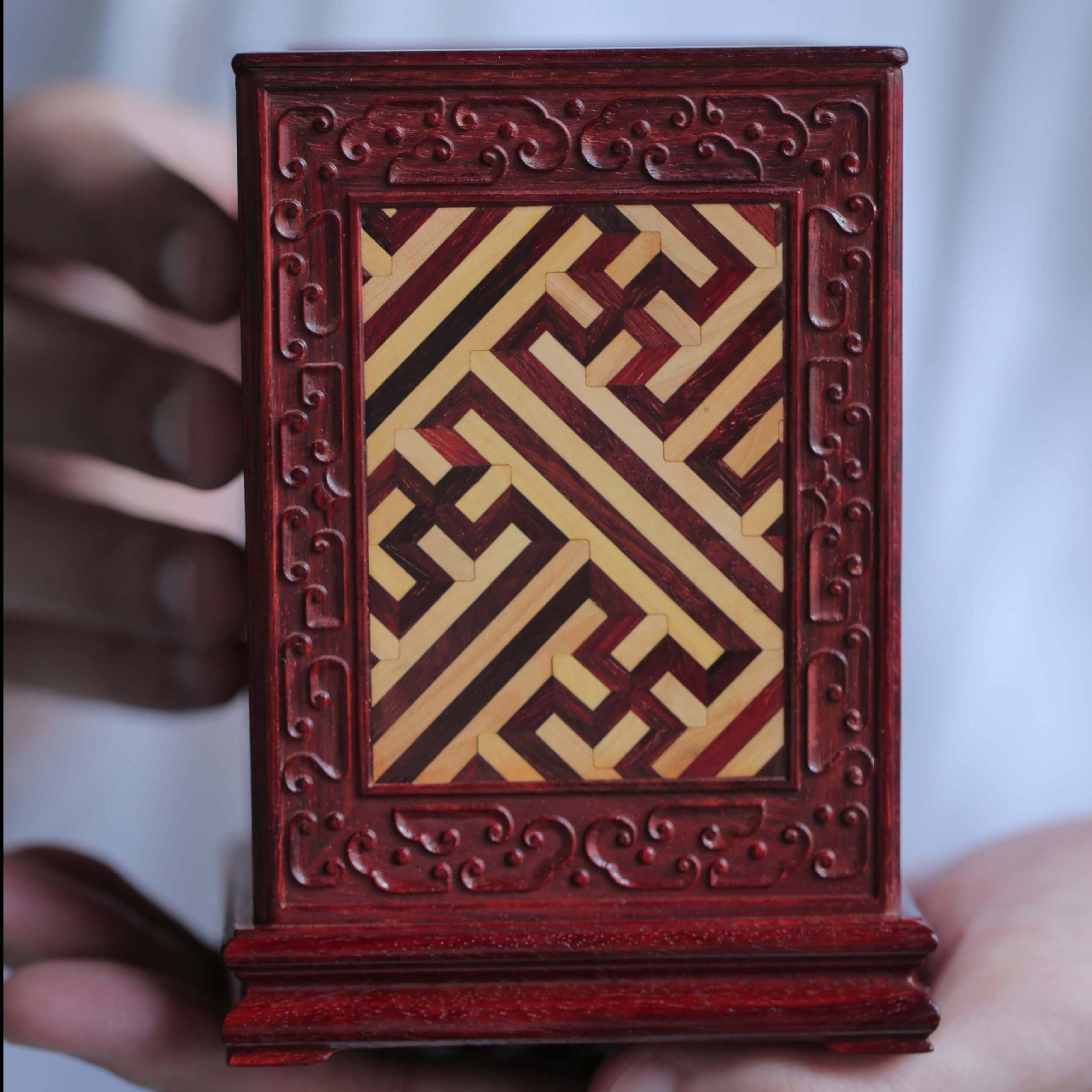 印度小叶紫檀镶嵌黄杨木万字锦地纹四方笔筒文房雅器文玩收藏送礼