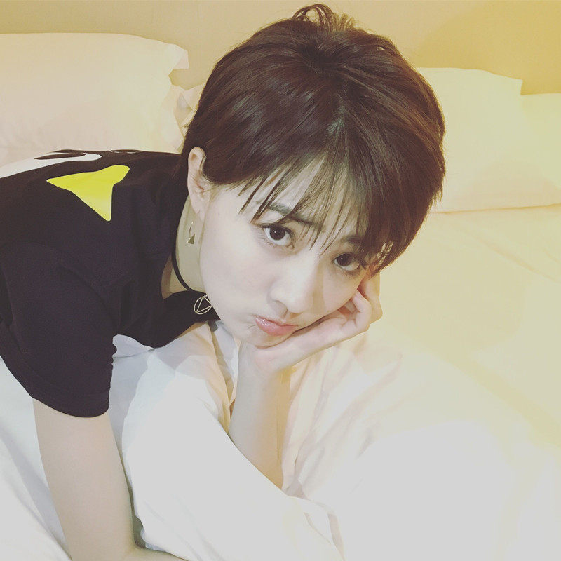 Perruque cheveux raides Court - Ref 2611465 Image 5