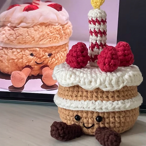 趣钩坊钩针编织蛋糕娃娃摆件