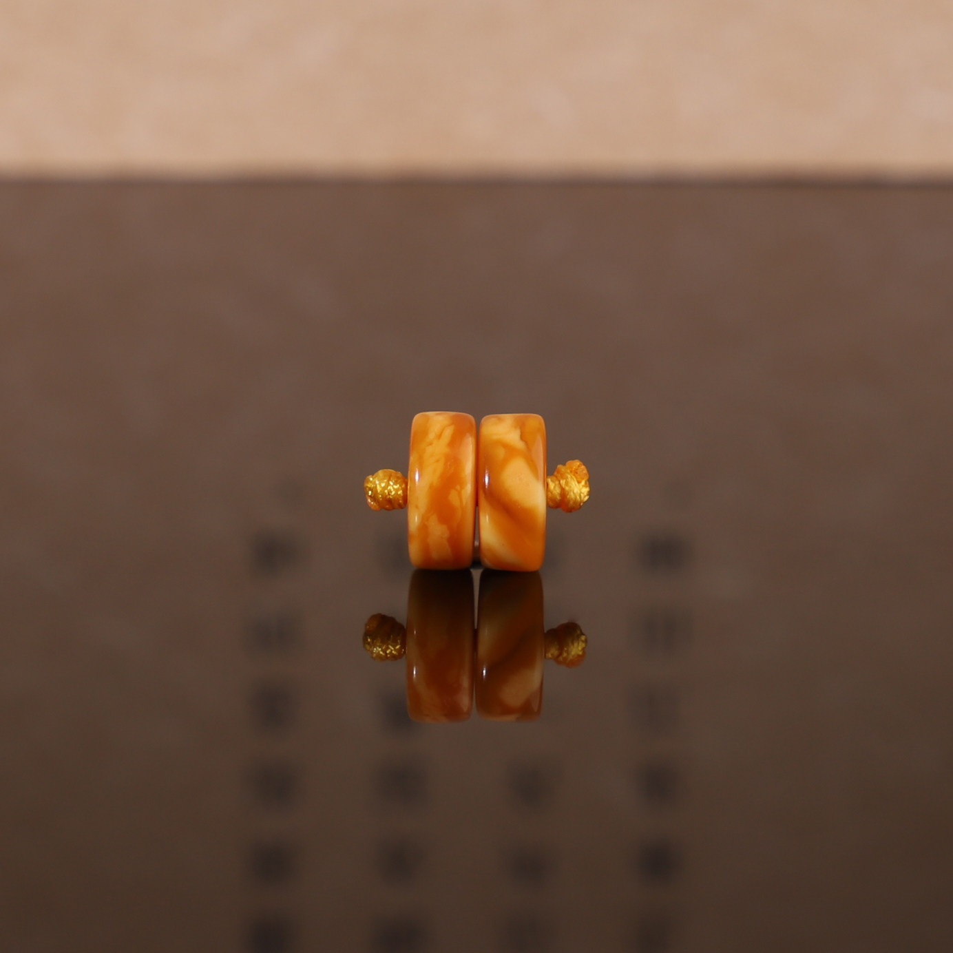 俄料老蜜蜡古董蜜蜡直切隔片对珠 8*3.5mm 精品垫片手链配珠 G22