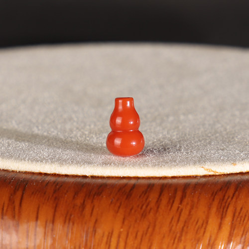 瓦西南红葫芦散珠满色满肉柿子红6.6*10mm 575号偏红精工单颗配饰