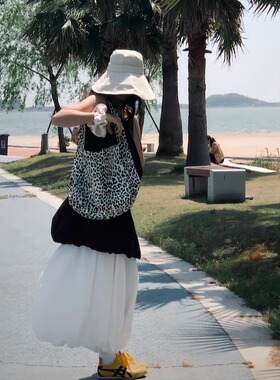 2025新款豹纹帆布包女大容量单肩包学生上课通勤休闲格子包