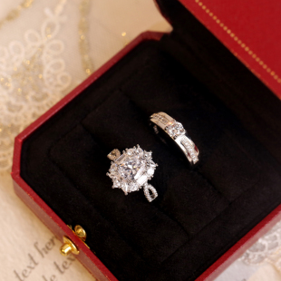 结婚仿真活口对戒奢华款仿莫桑石椭圆鸽子蛋克拉钻戒群镶戒指道具