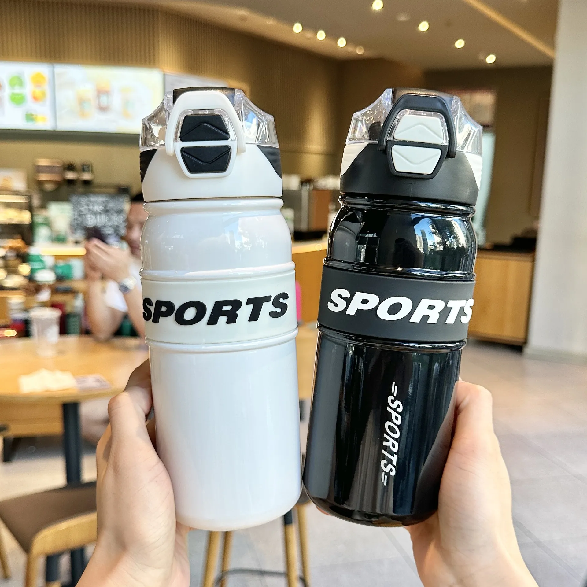 316不锈钢新款保温杯大容量便携初高中运动水壶带吸管660ml