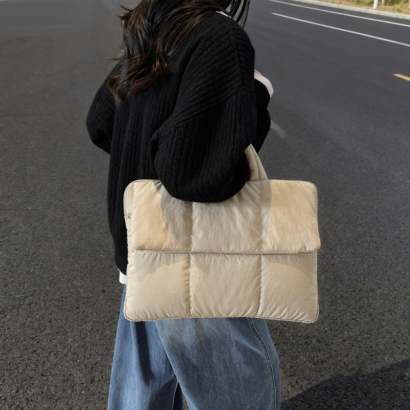 笔记本电脑包绗缝休闲简约风女士手提包大容量通勤包百搭收纳包