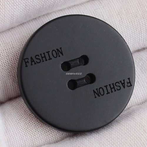 哑光黑色字母微凹四眼西装纽扣