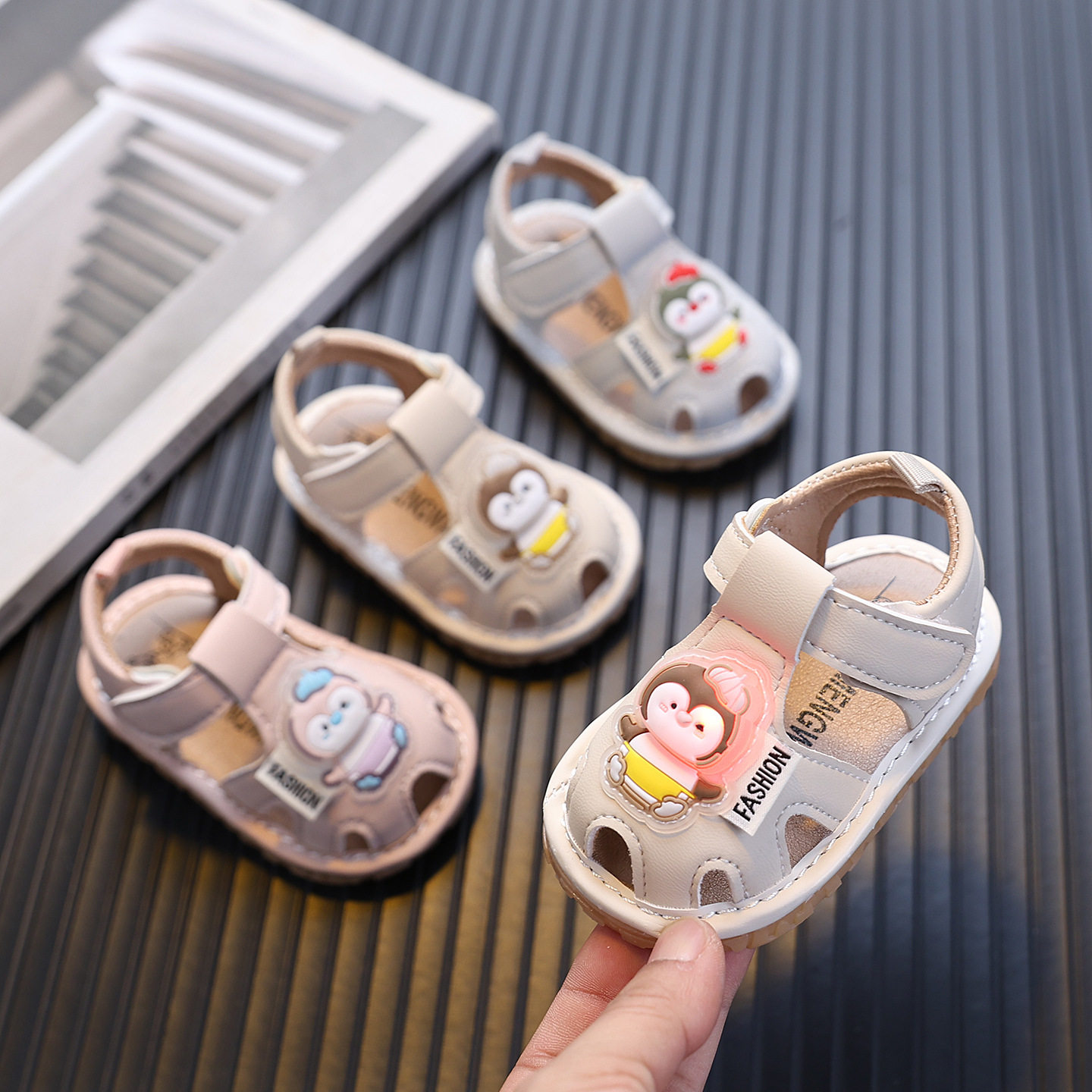 2026夏季宝宝学步鞋0-1-2岁软底男女童凉鞋卡通亮灯婴幼儿叫叫鞋,童鞋/婴儿鞋/亲子鞋,婴儿步前鞋/袜鞋,淘宝优惠券,粉丝福利购,淘宝优惠卷