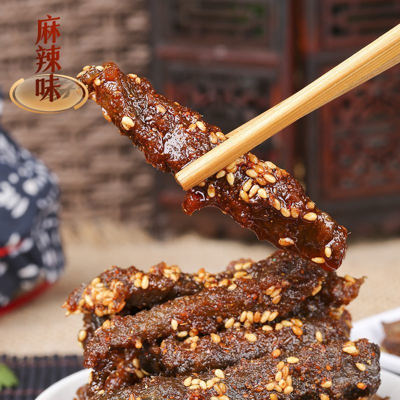 重庆老川江零食小吃牛肉干麻辣五香香辣熟食解馋耐嚼追剧休闲零食