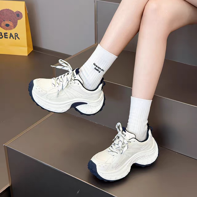 厚底老爹鞋女2026年春季新款百搭轻便透气皮面休闲运动鞋小个子款