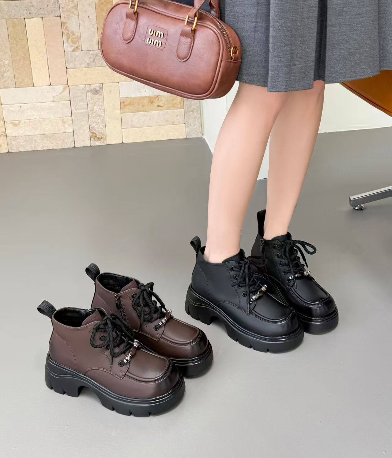 厚底马丁靴女2026年春季新款英伦风小个子增高短靴百搭休闲单靴子