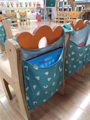 定制幼儿园上的图书卡通超赞挂袋