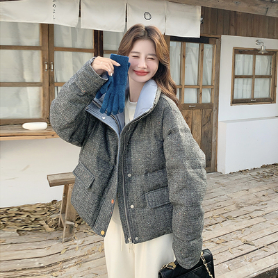 灰色立领短款羽绒服女2025新款冬季时尚独特保暖面包服白鸭绒外套