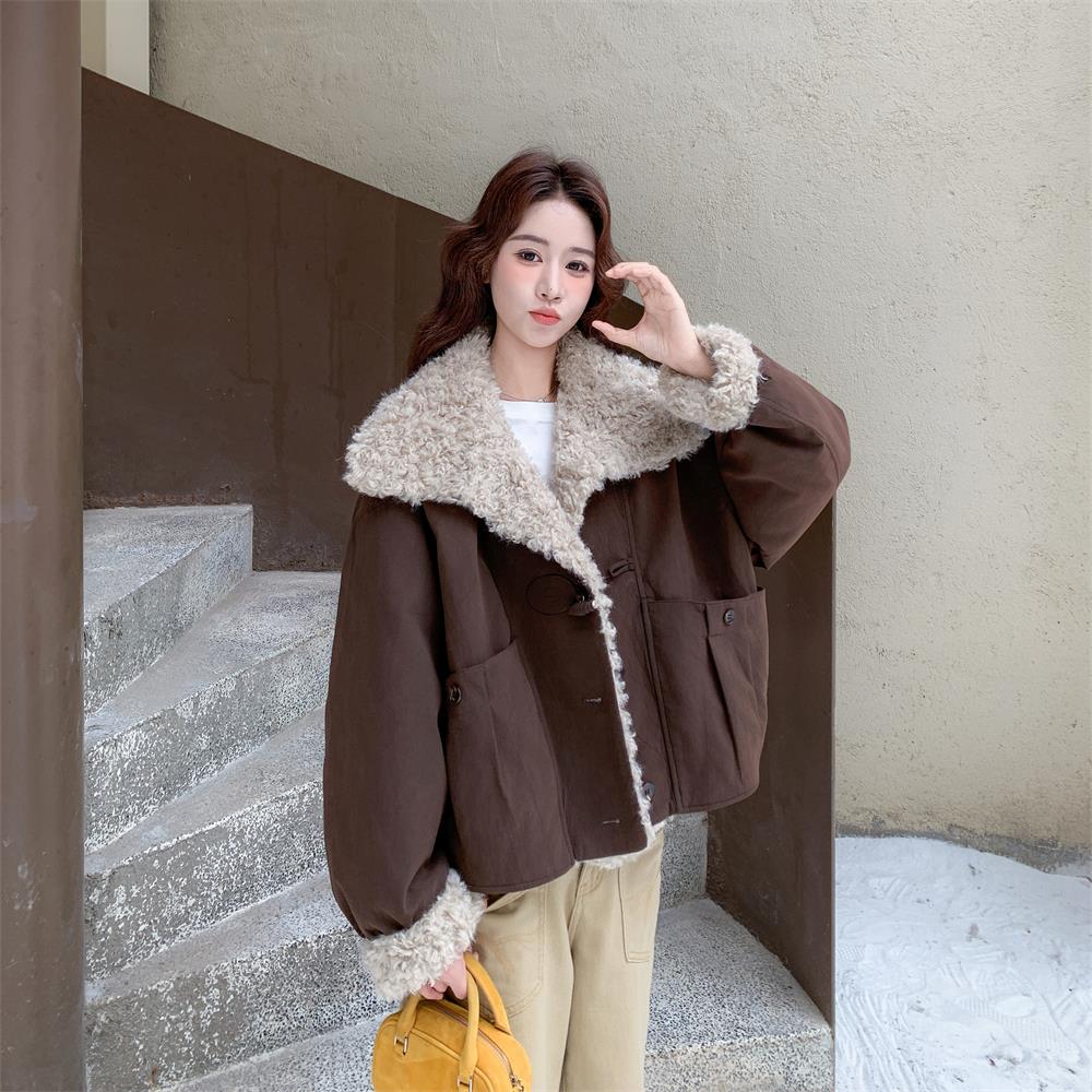 巴恩风咖色羊羔毛拼接短款派克羽绒服外套女冬2025新款白鸭绒超火