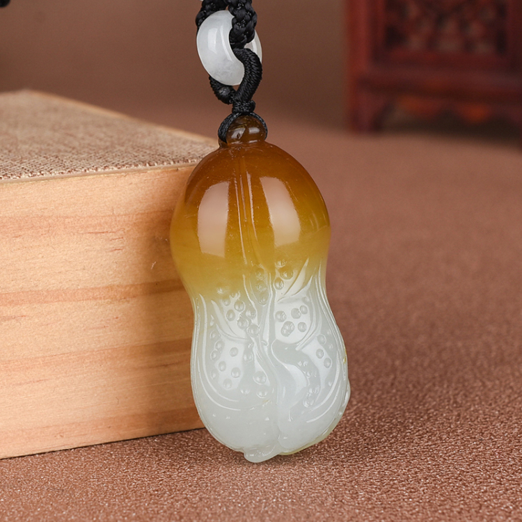 白菜项链坠天然和田玉