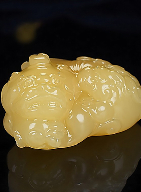 天然新疆和田玉黄玉招财貔貅手把件立体精雕母子神兽把玩件摆件