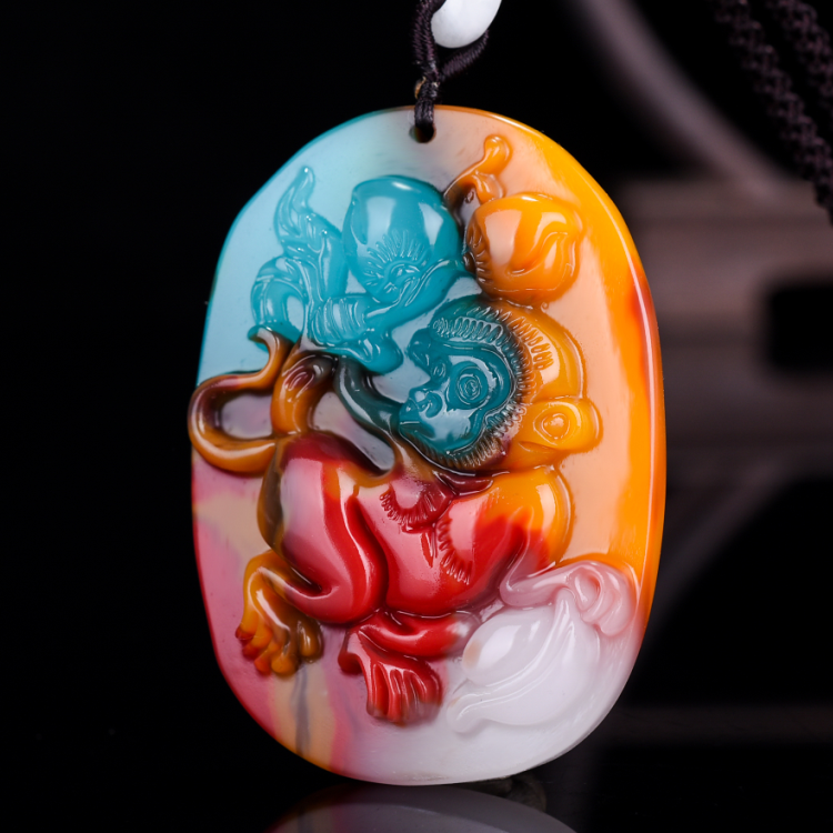 天然和田玉生肖猴吊坠十二生肖鼠牛虎兔龙蛇马羊猴鸡狗猪挂件彩玉
