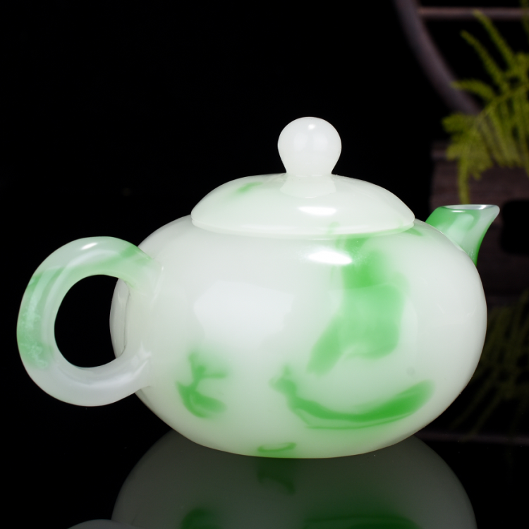 新疆和田玉壶把件茶壶酒壶手把件天然和田青花玉摆件手玩件玉壶