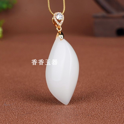 女款时尚羊脂级项链天然和田玉