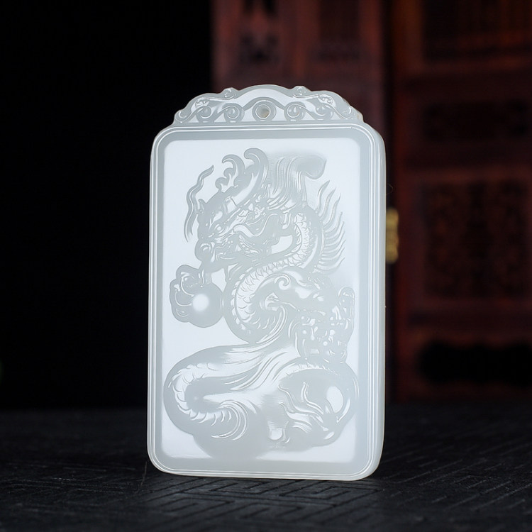 新疆和田玉龙吊坠男女款白玉生肖龙玉佩挂件平安牌玉龙挂件玉器