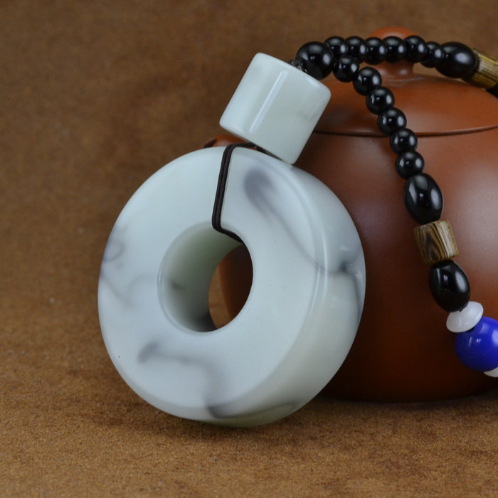 新疆和田玉白玉平安扣手把件车挂籽料羊脂玉青花玉把件保平安