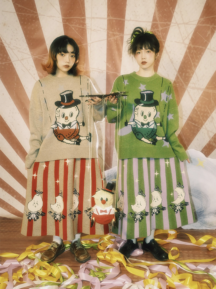 Retro Knitted Couple Sweater: Warm Vintage Graphic Knit - Buy from Taobao, China | Shopme Agent