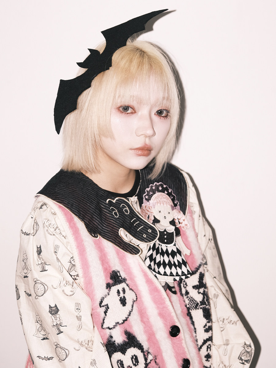 Crocodile Print Graphic Shirt Meugler Black Design - Taobao product photo 4