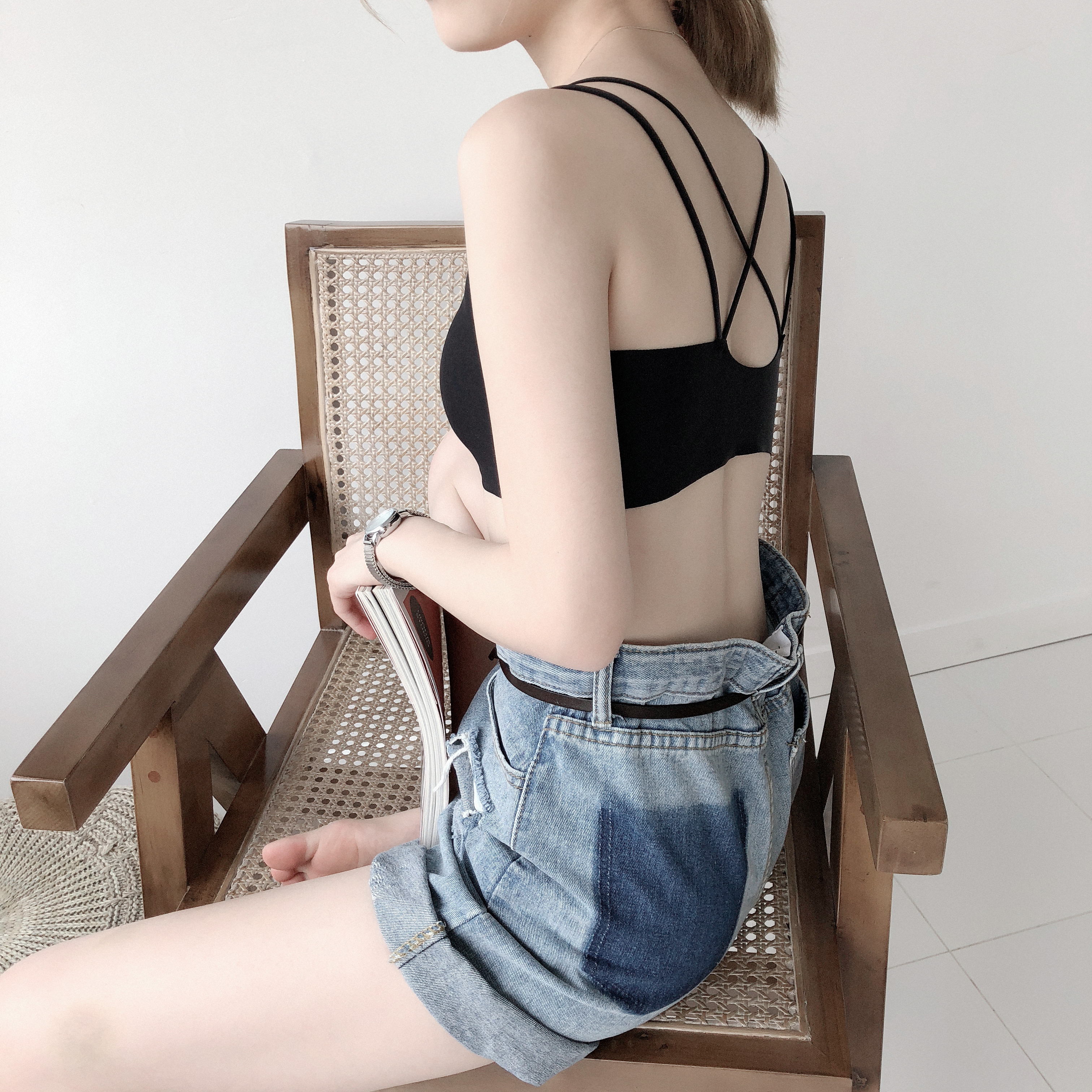 Ïļ¾Ê±ÉйüÐØÊ½ÃÀ±³µõ´ø±³ÐÄ·À×ß¹â¶Ì¿îÐԸоÛ£´òµ×Ä¨ÐØÄÚÒÂŮʿ