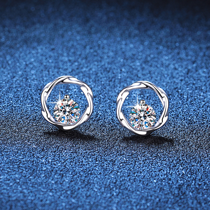 S925银镀18K金PT950铂金镶嵌D色莫桑石耳钉简约女1克拉莫桑钻耳钉