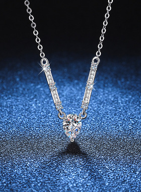 S925银镀18K金PT950铂金镶嵌D色80分莫桑石水滴形吊坠项链锁骨链