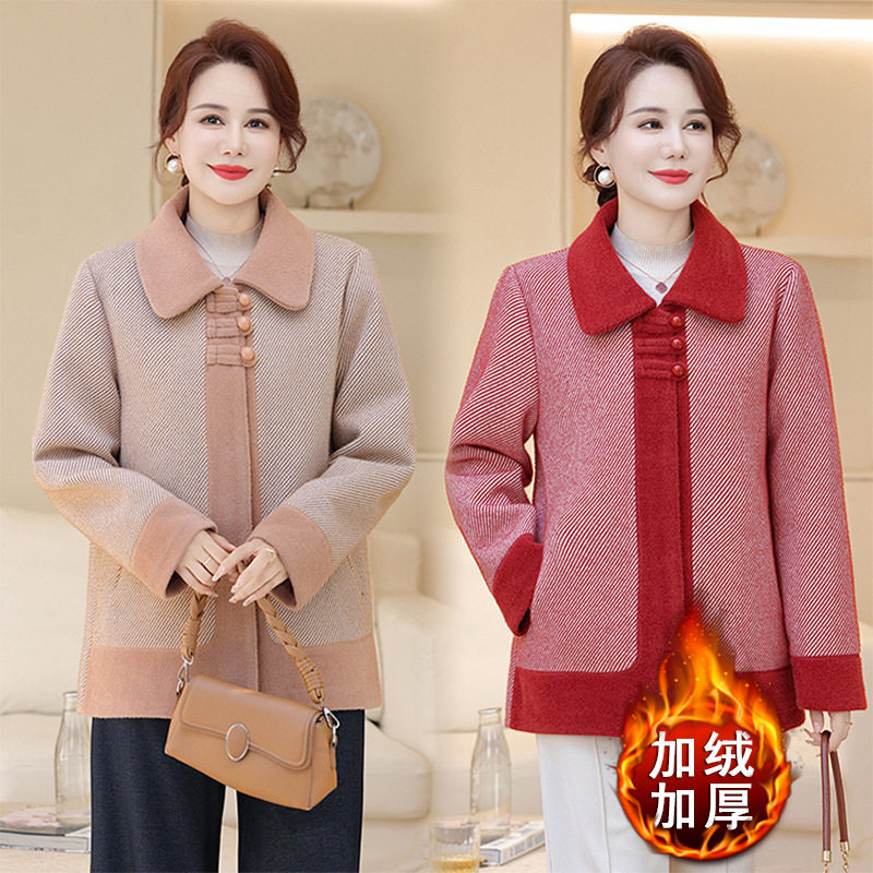妈妈秋冬季新款洋气外套50多岁中年妇女加绒加厚针织大衣保暖