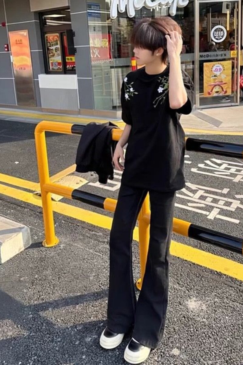 1506/Q10170/P30黑色牛仔裤男夏薄款微喇裤子高街显腿长弯刀裤,男装牛仔裤,星座1506