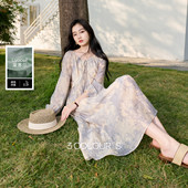 莱赛尔 三彩2026春季 新款 V领印花连衣裙长袖 A字裙长裙S女