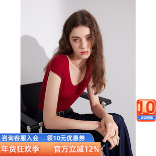 三彩ibudu2025秋季新款纯色坑条针织衫U领修身毛衫显瘦短款简约女