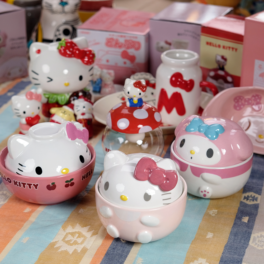 三丽鸥日本限定Hellokitty盖碗罐