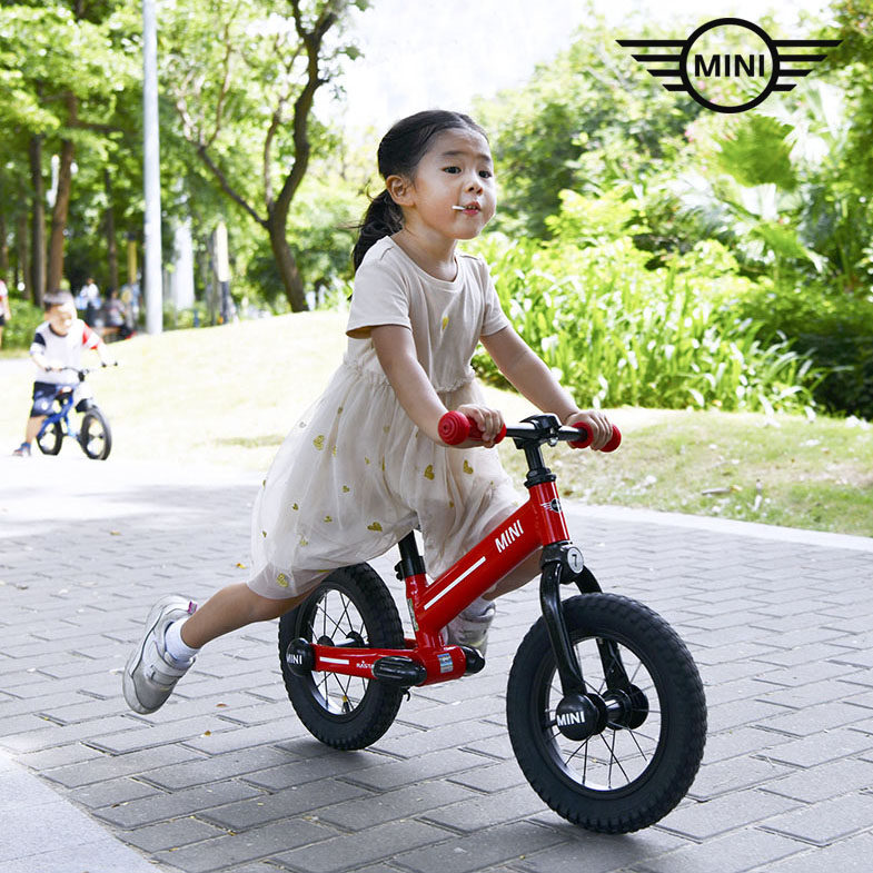 星辉宝马MINI铝合金平衡车宝宝滑步车学步滑行车正品新年促销厂家