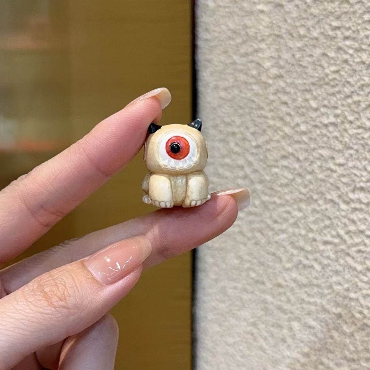 鹿角根付小怪兽SH