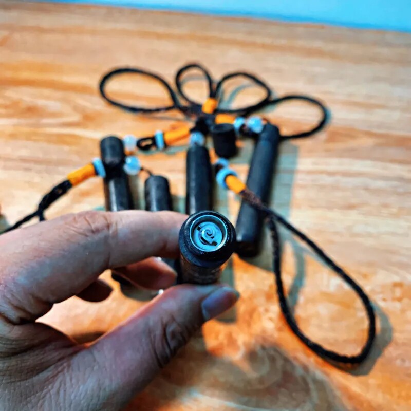 불자마자 불이 들어옵니다  화재 원본 발췌  흑단 방풍 USB 충전식 개인화 창의적 부는 라이터