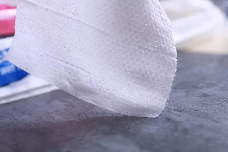 일본으로 수출  80알이 들어있는 팩  핑크와 블루 투톤 집나들이 다기능  어른 물티슈 선물