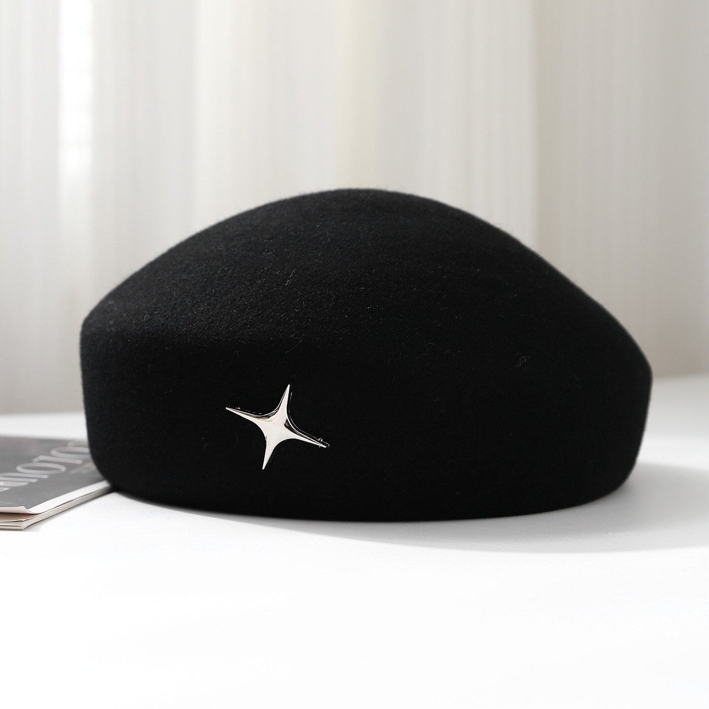 黑色羊毛贝雷帽女ins休闲百搭秋冬新款保暖复古帽子显脸小画家风